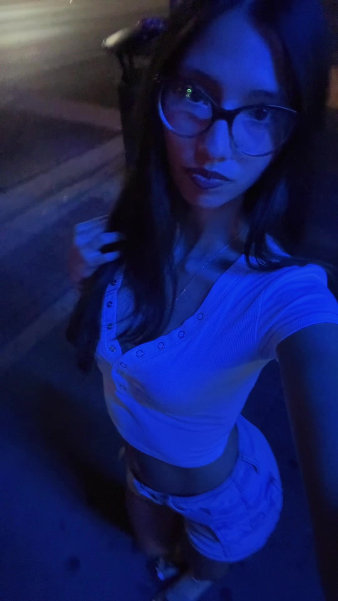 @Esmi