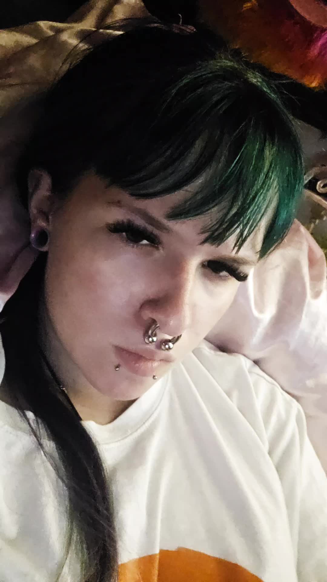 @🪽💫