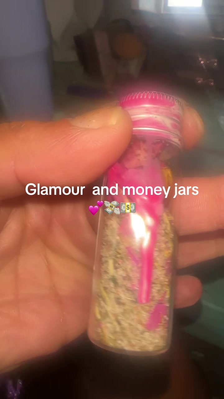 @Lavenderhazzeyy