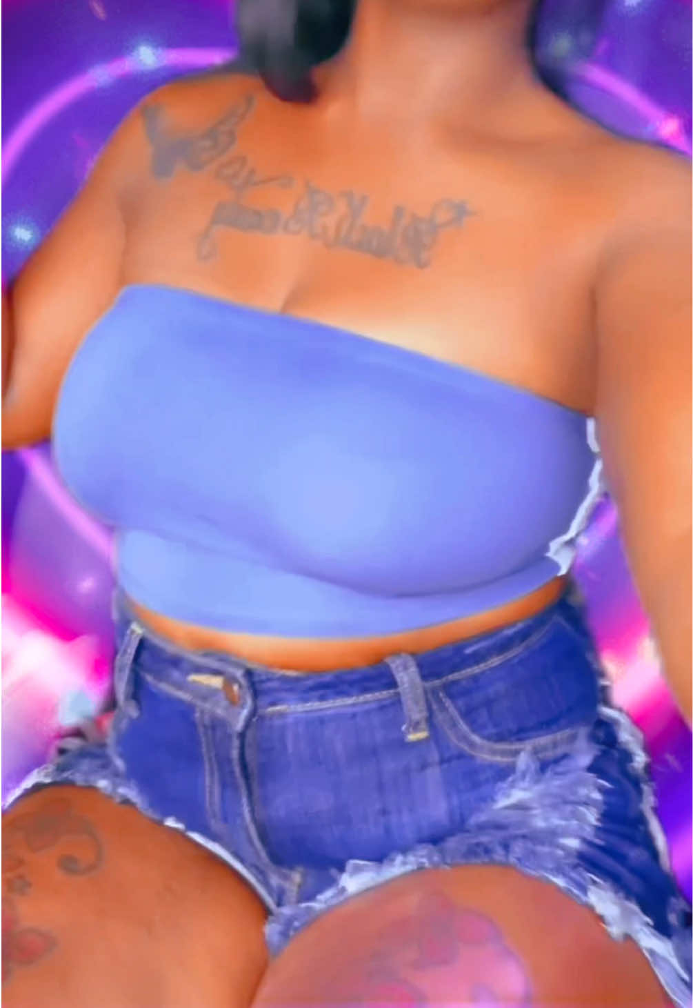 @lovelyRoni🥰