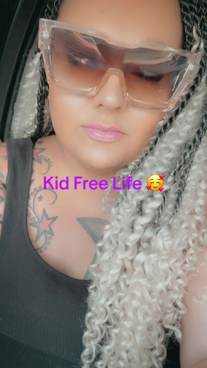 @memenicole901