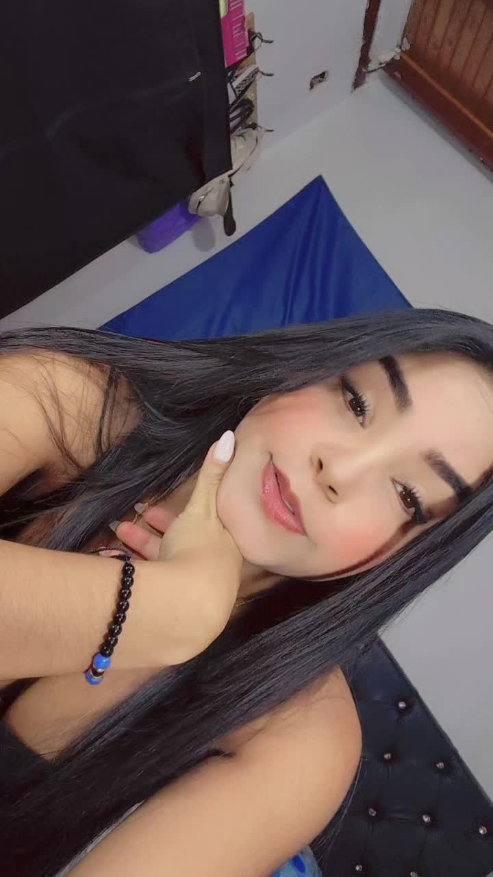 @Génesis Alexandra🩷✨️