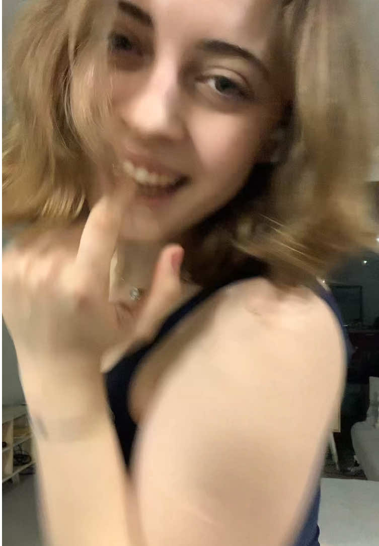 @annahereandthere