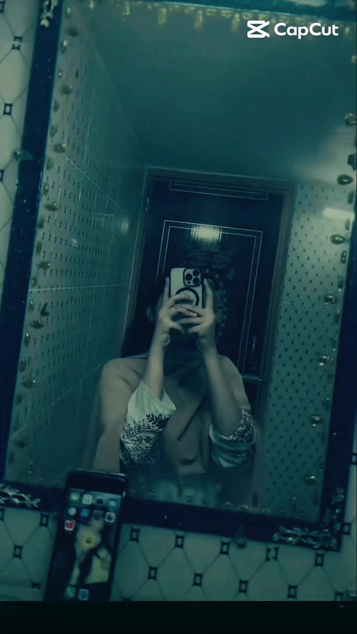 @_=𝑴𝒆𝒈𝒉  𝑩𝒂𝒍𝒊𝒌𝒂🕊️🌧️