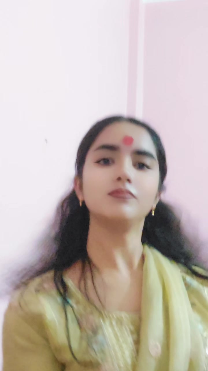@Preeti🫶