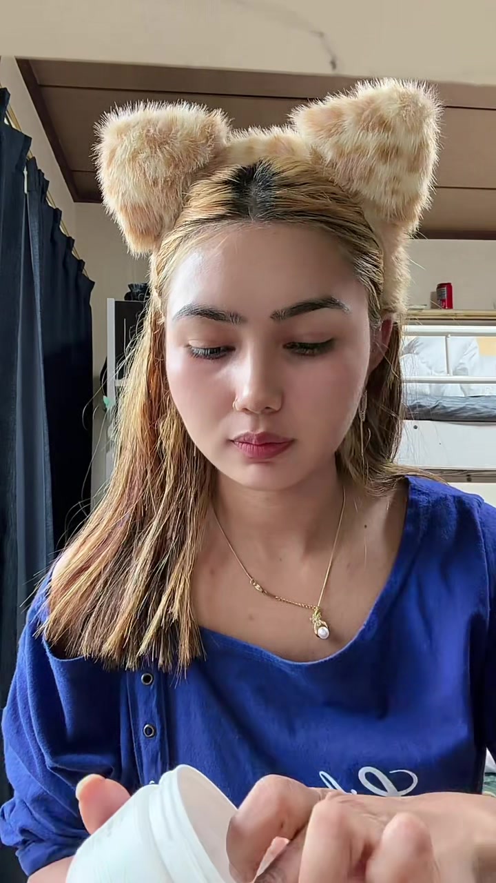 @🦋🧿🇯🇵里真 軽木🇳🇵🧿🦋