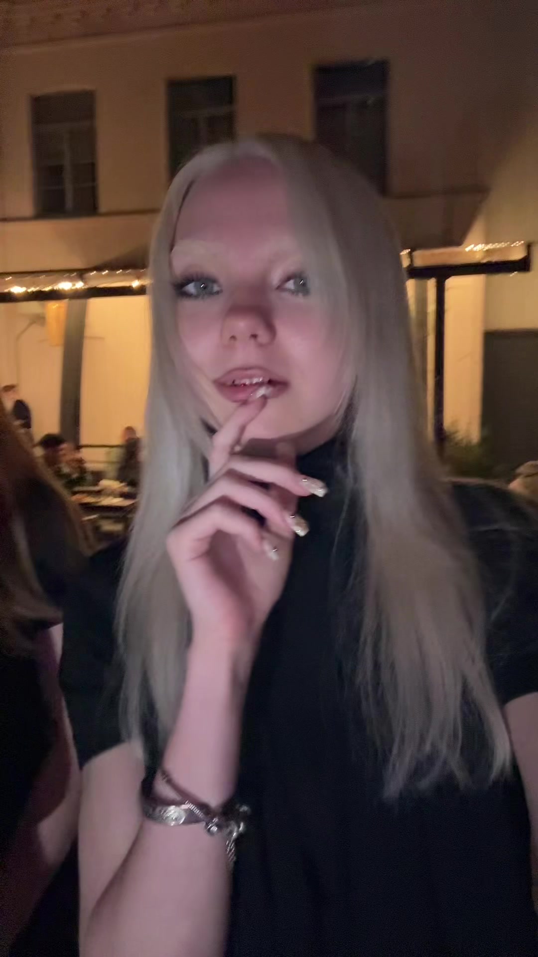 @оттуда