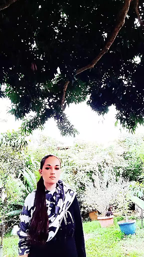 @Angela.Mgnr