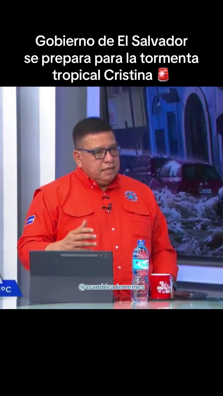 @Asamblea de Memes