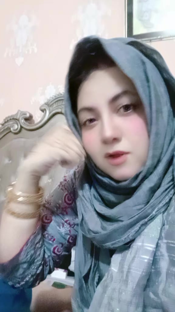@Gulnaaz 🌹