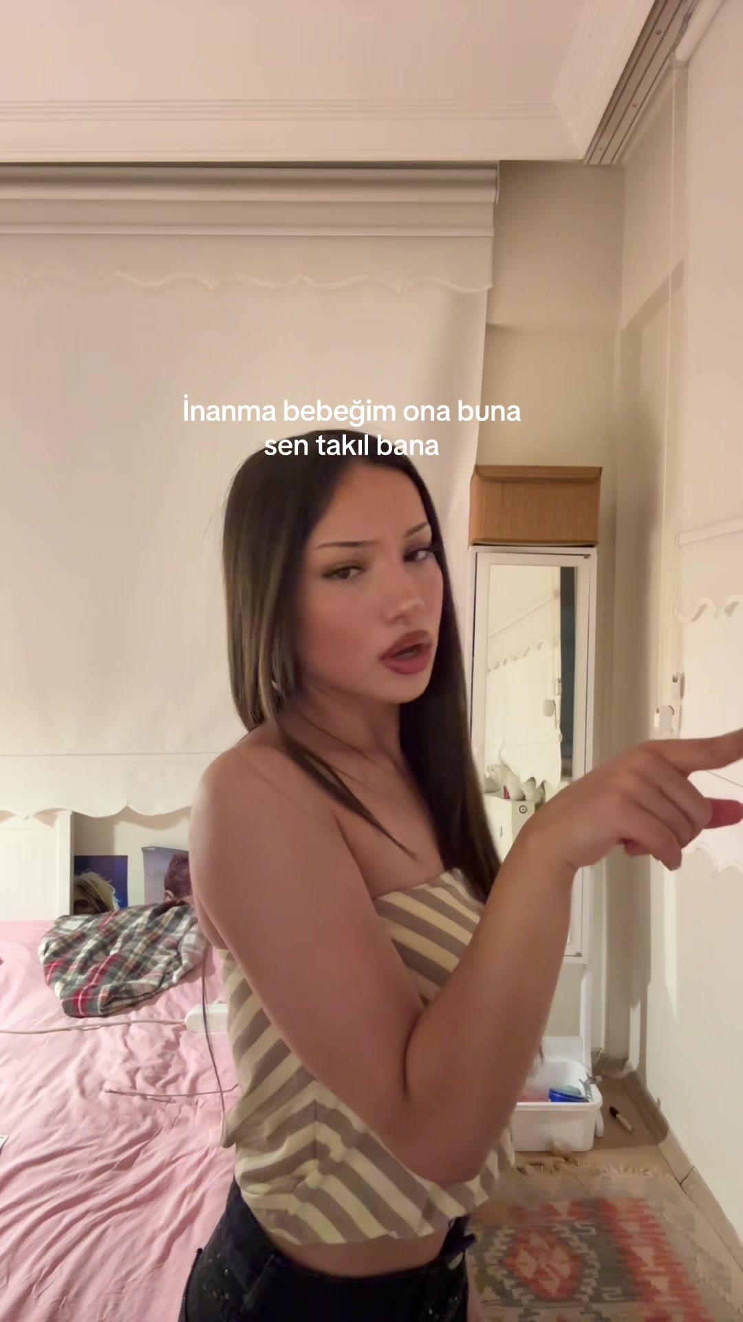 @zzeeiirraa