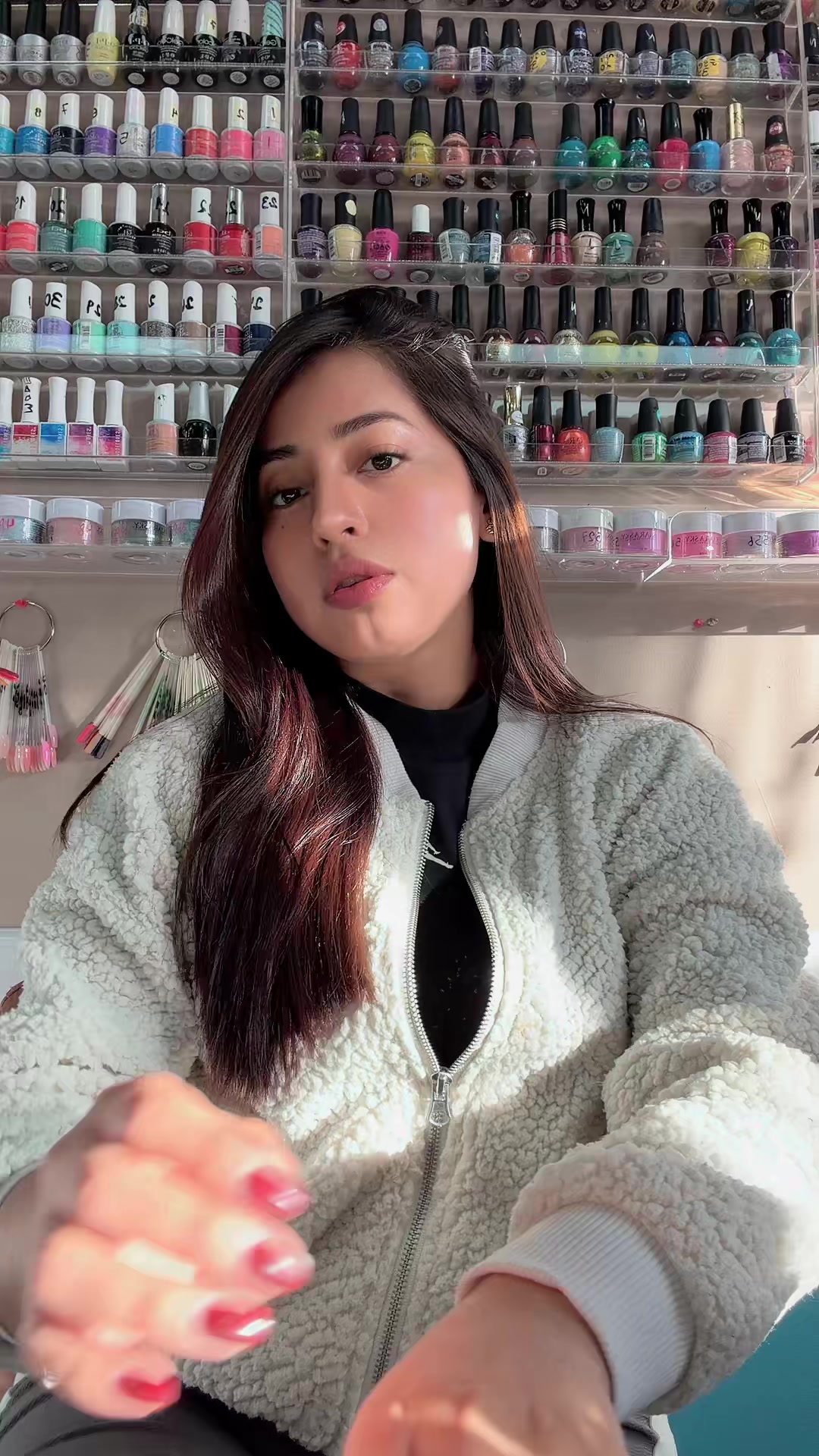 @Valentina
