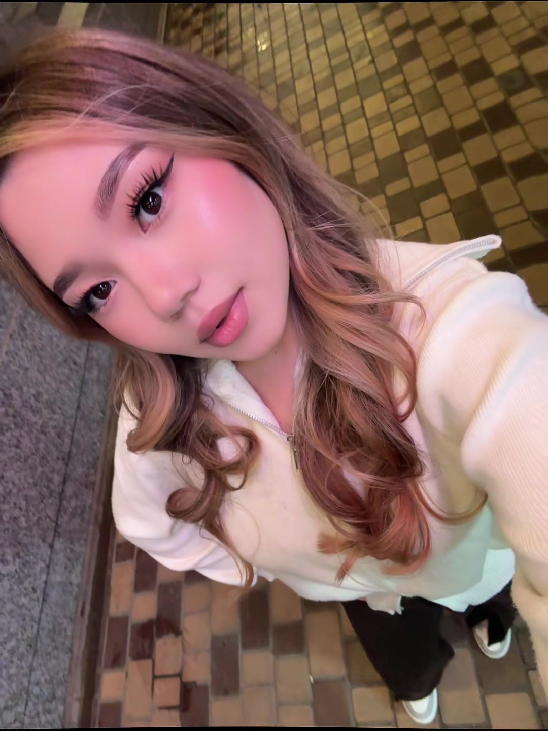@жанеля🦭