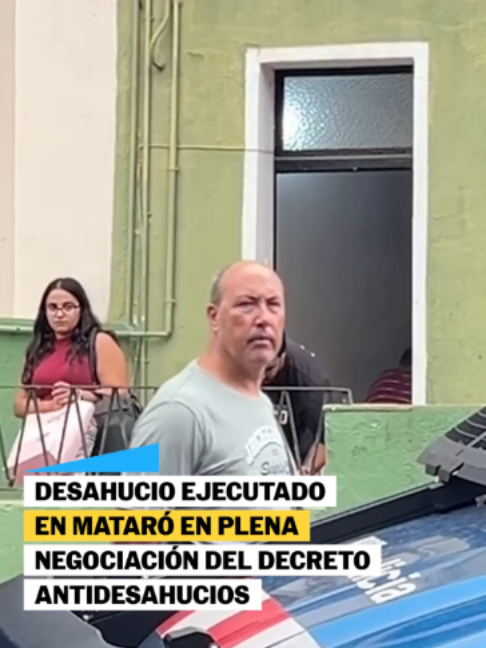 @El País