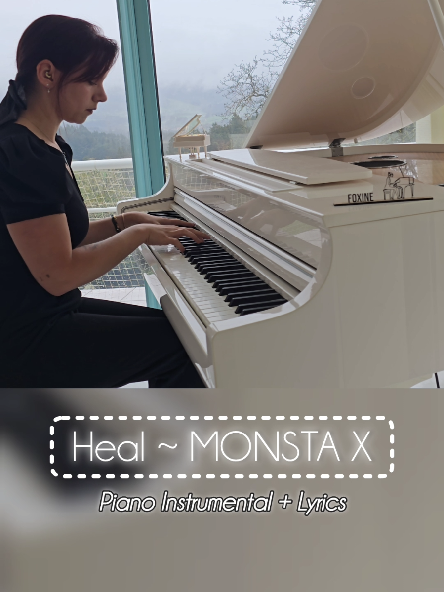 @Foxine Music 🦊🎹