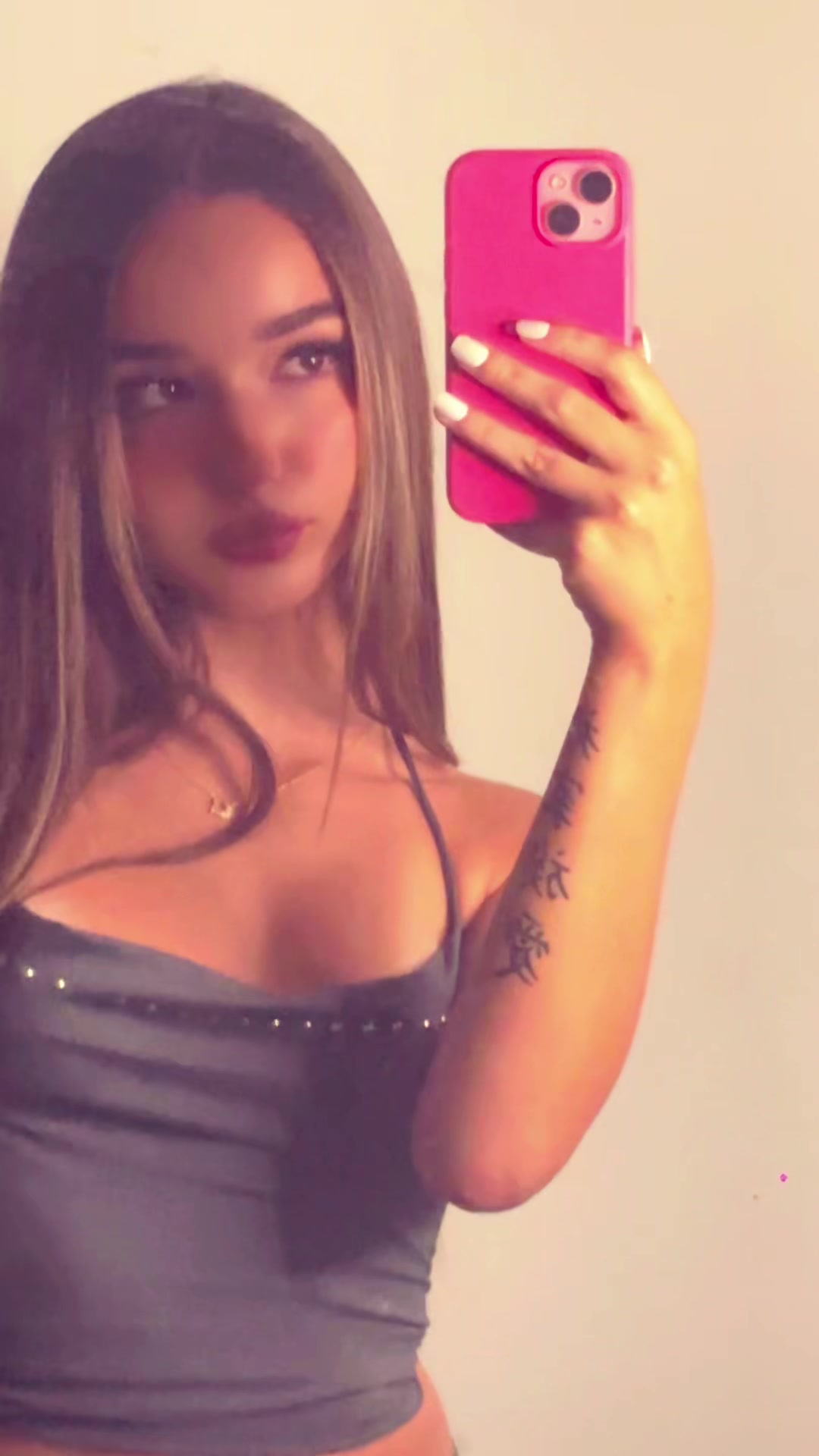 @_abrilc_