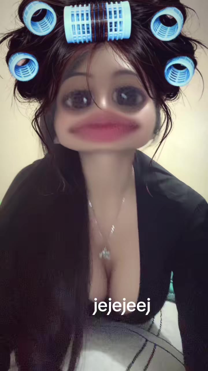 @naomiss__