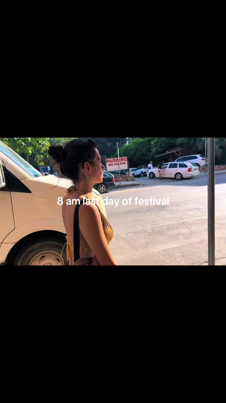 @Ella