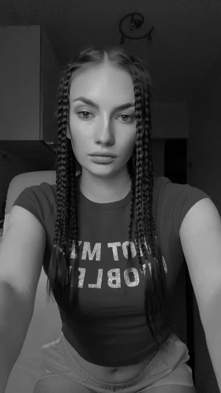 @kristīne