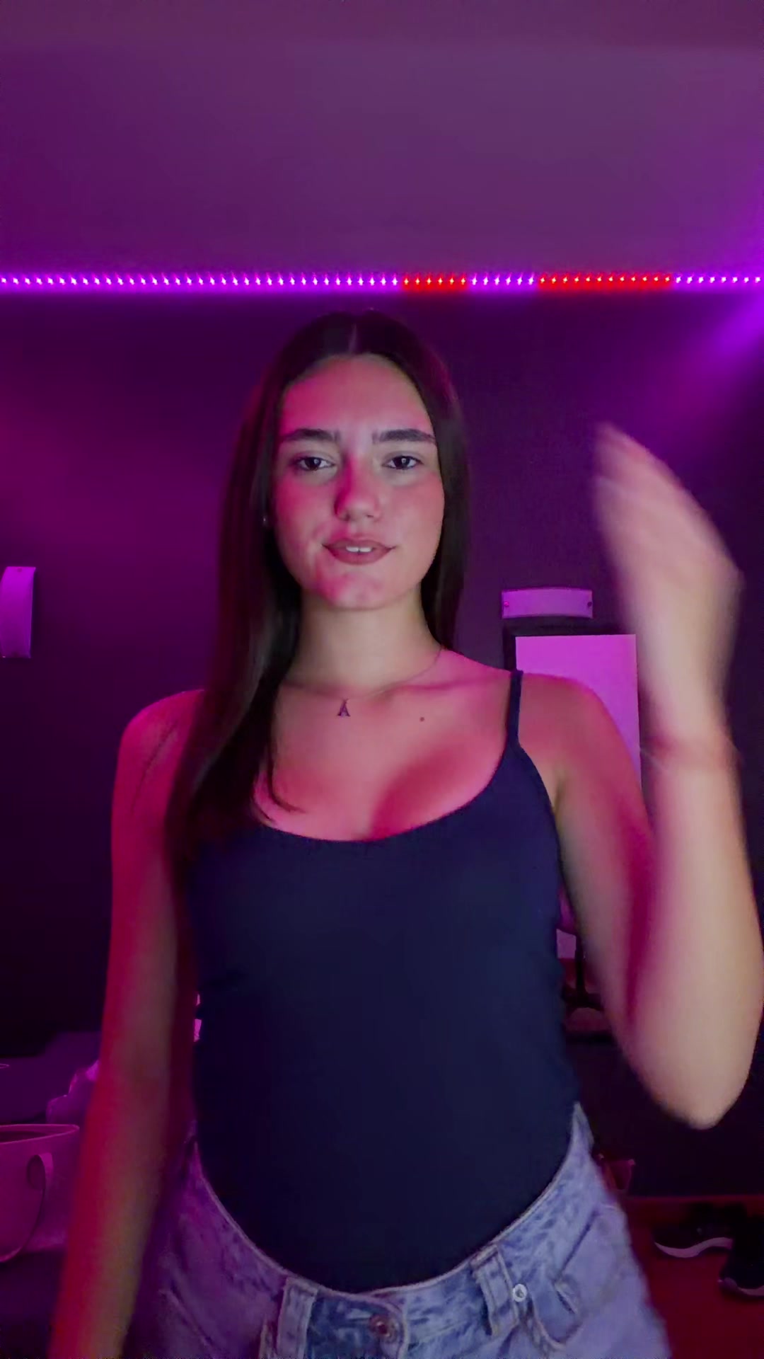 @🪼