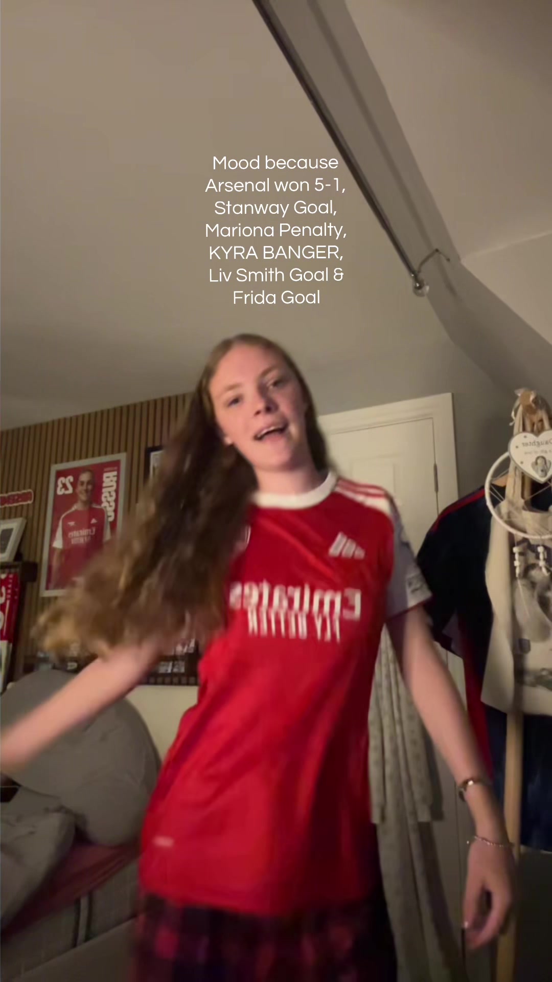 @Amelia ❤️🤍⚽️