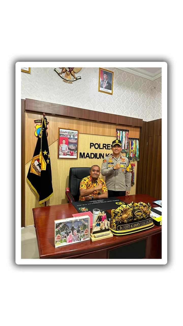 @Sanika Pratama 2000
