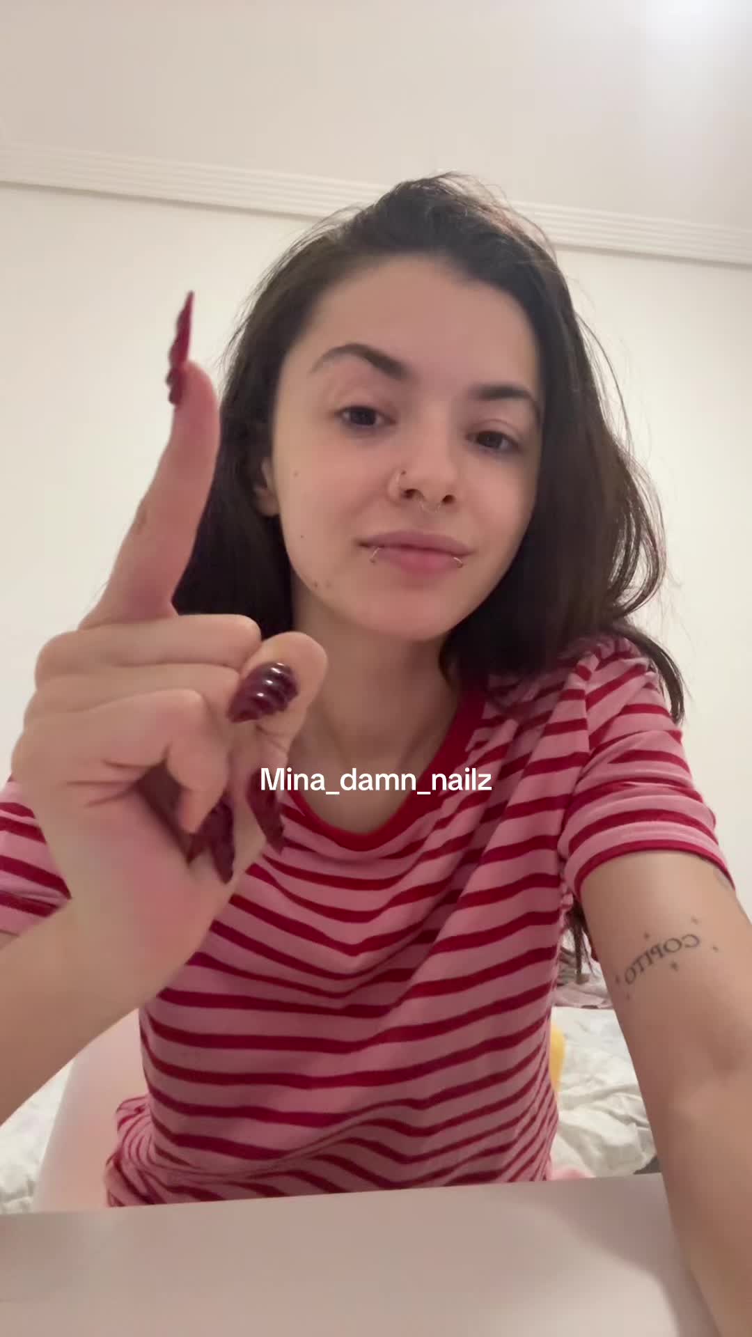@minadamnnailz