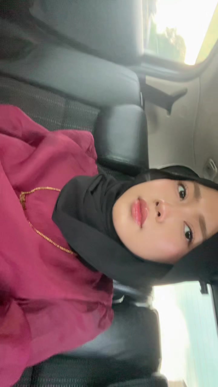 @Anak Kucing •