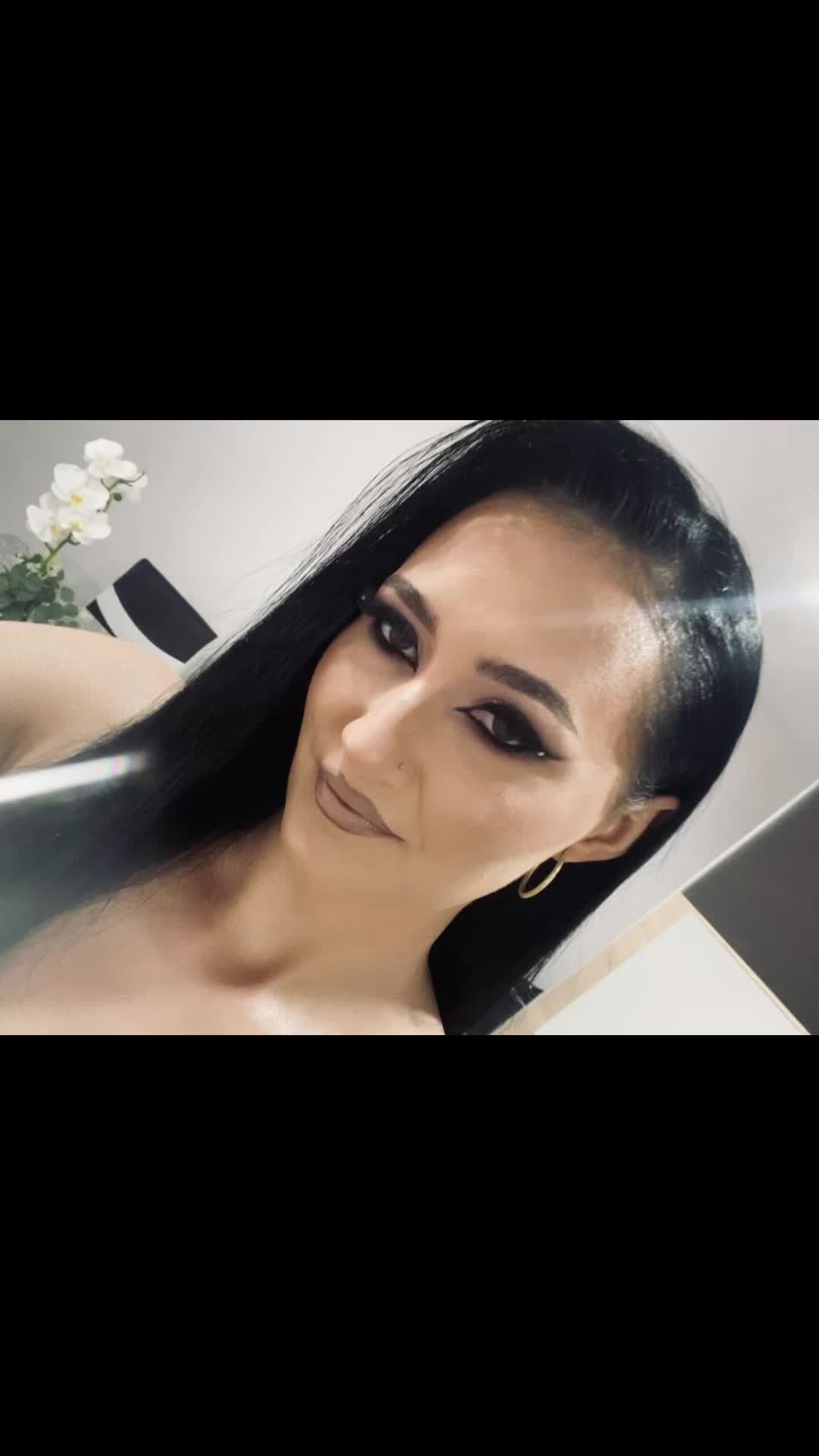 @nicoleta