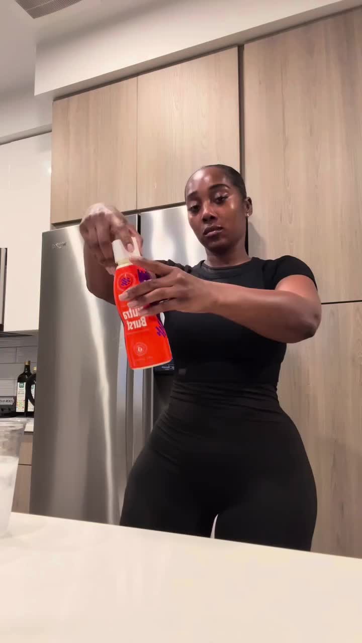 @NathalieNicoletv