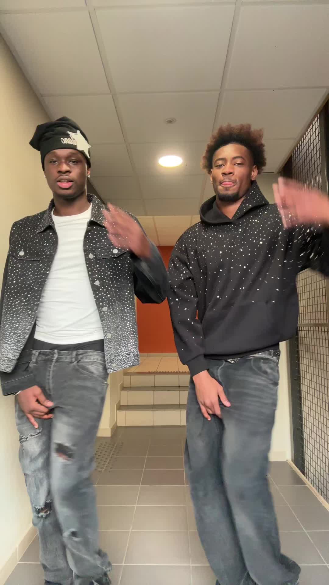 @Sholla4realz📲