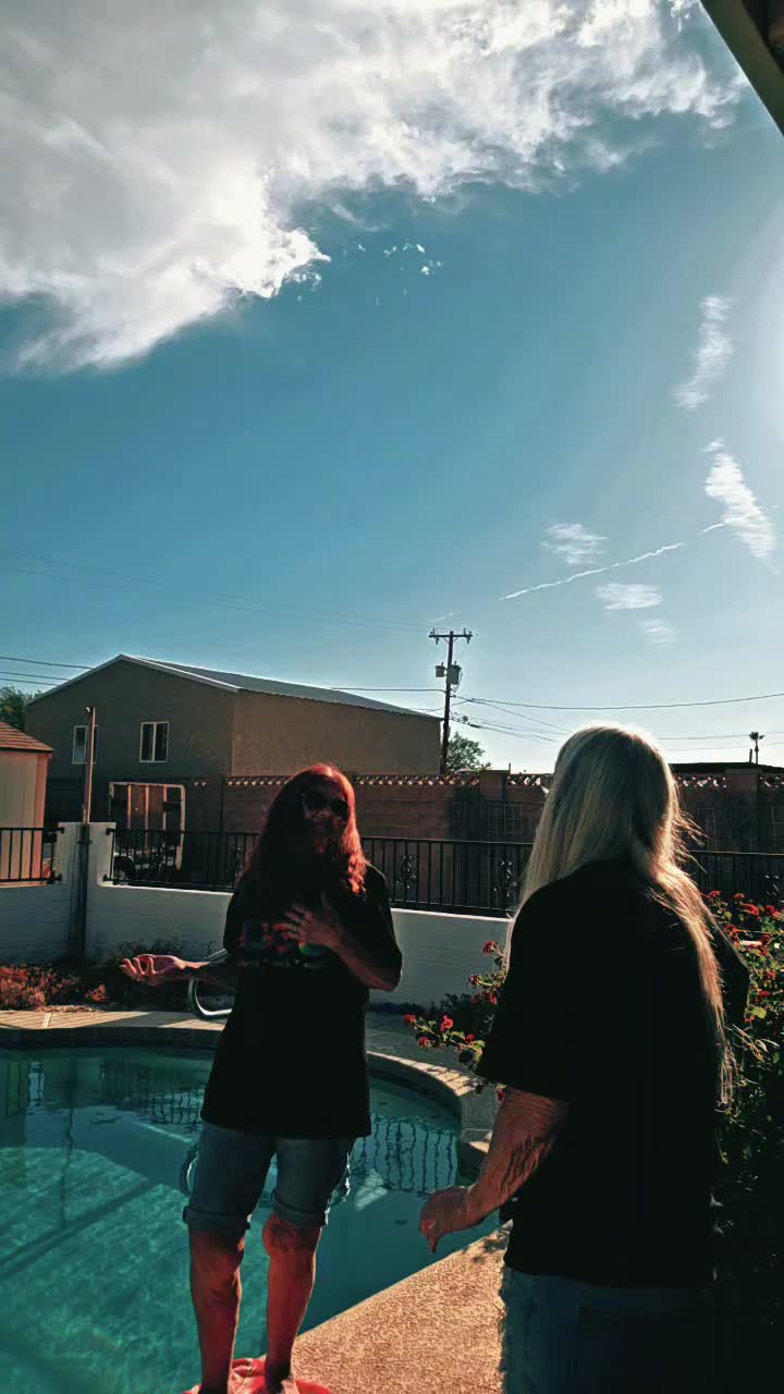 @AzgrlChar🌵