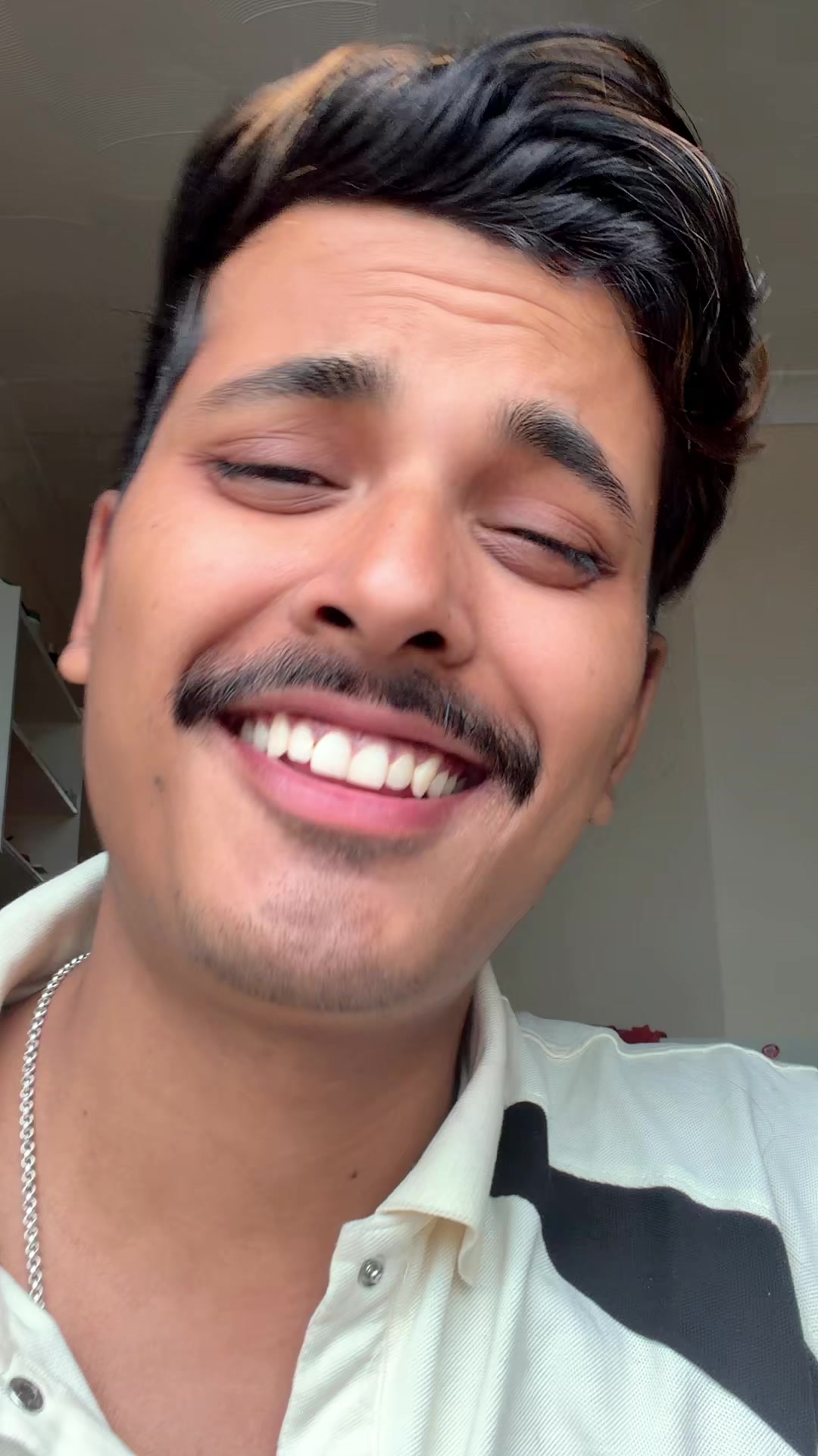 @Official _Akash💫🇬🇧