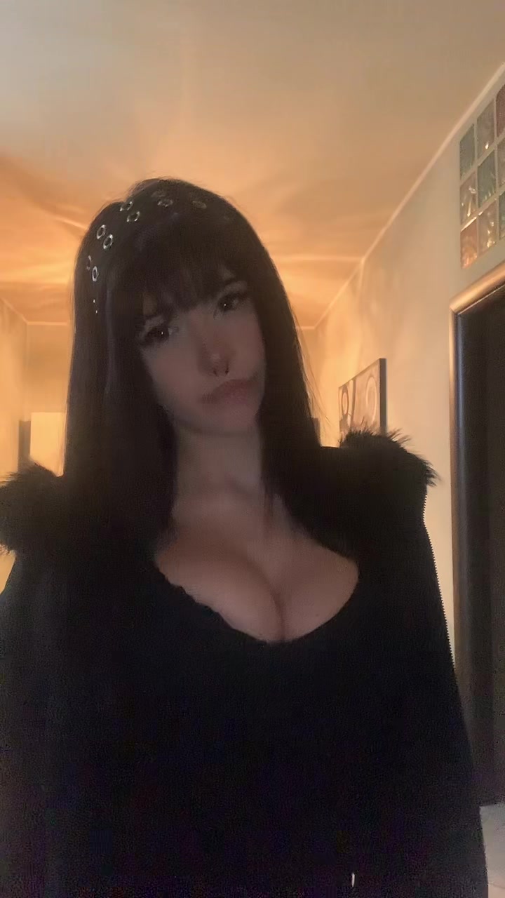 @naomi🪽