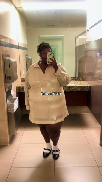 @yournoirdiva