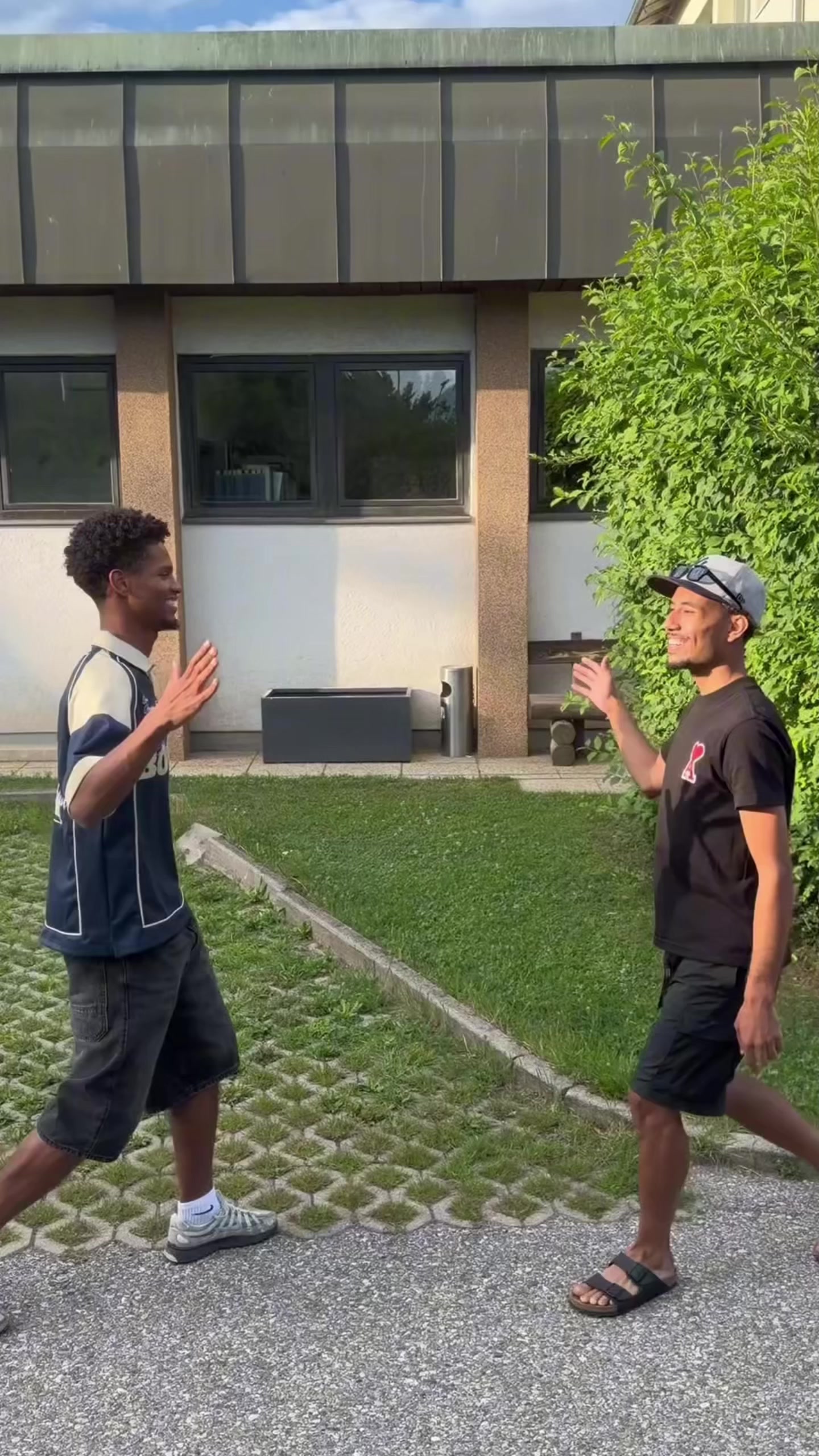 @N12