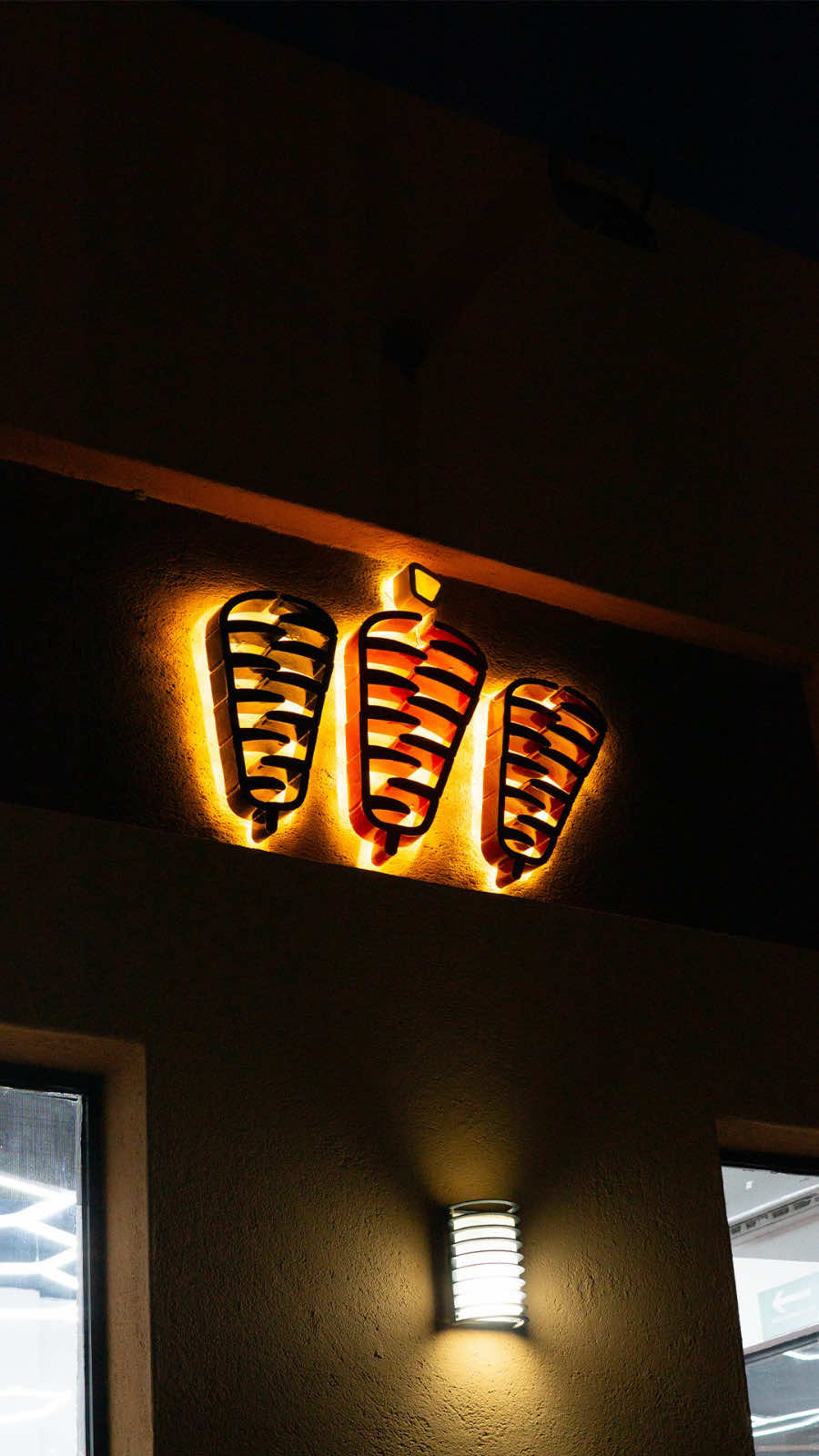 @trespastorestaquerias