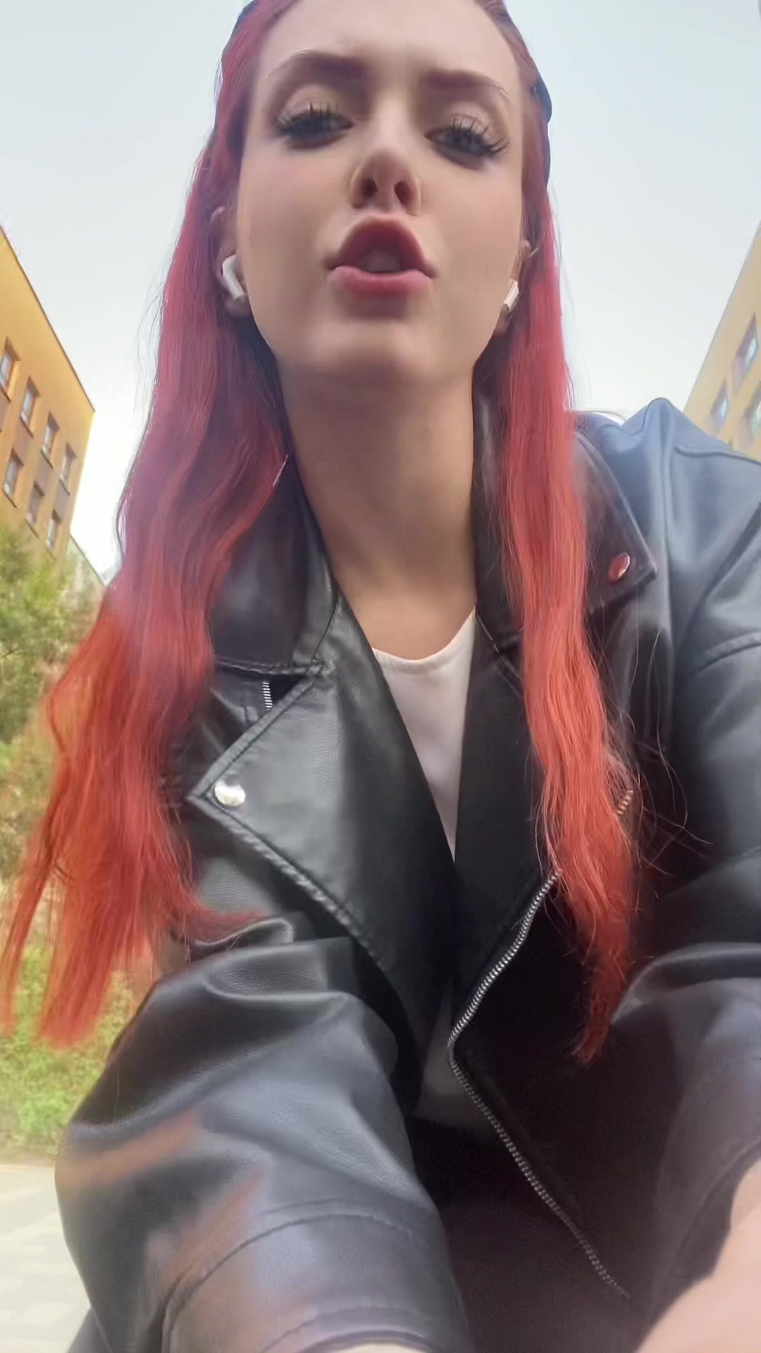 @Лиса🦊
