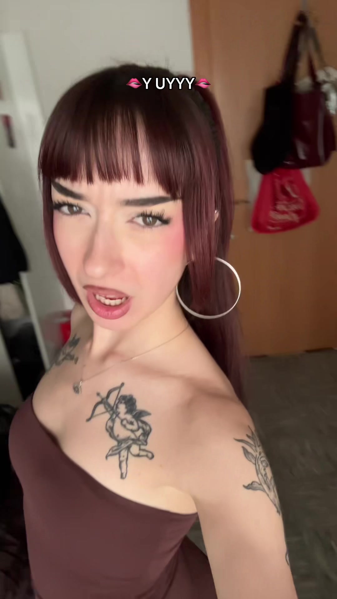 @Dela