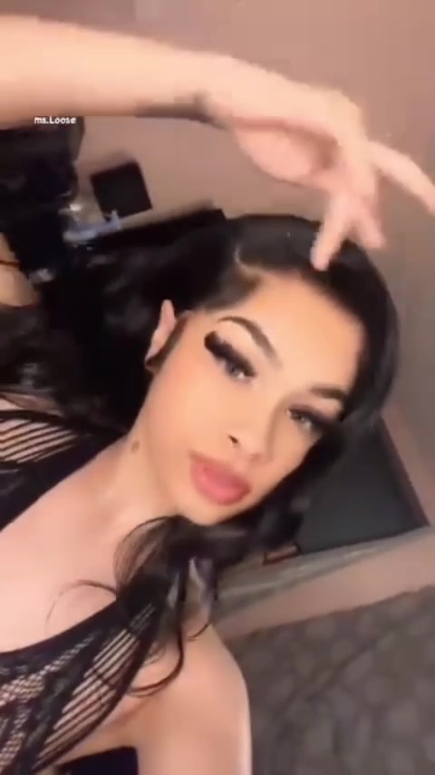 @➰