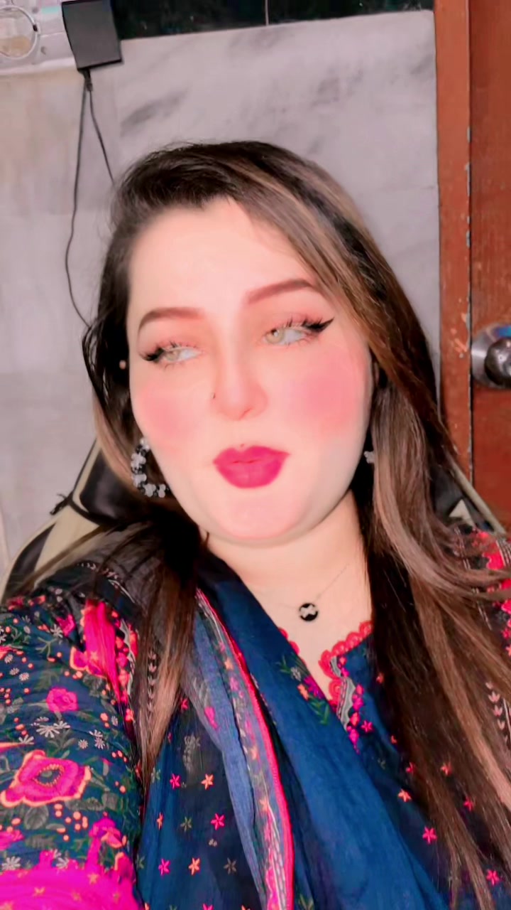 @Hina❤️