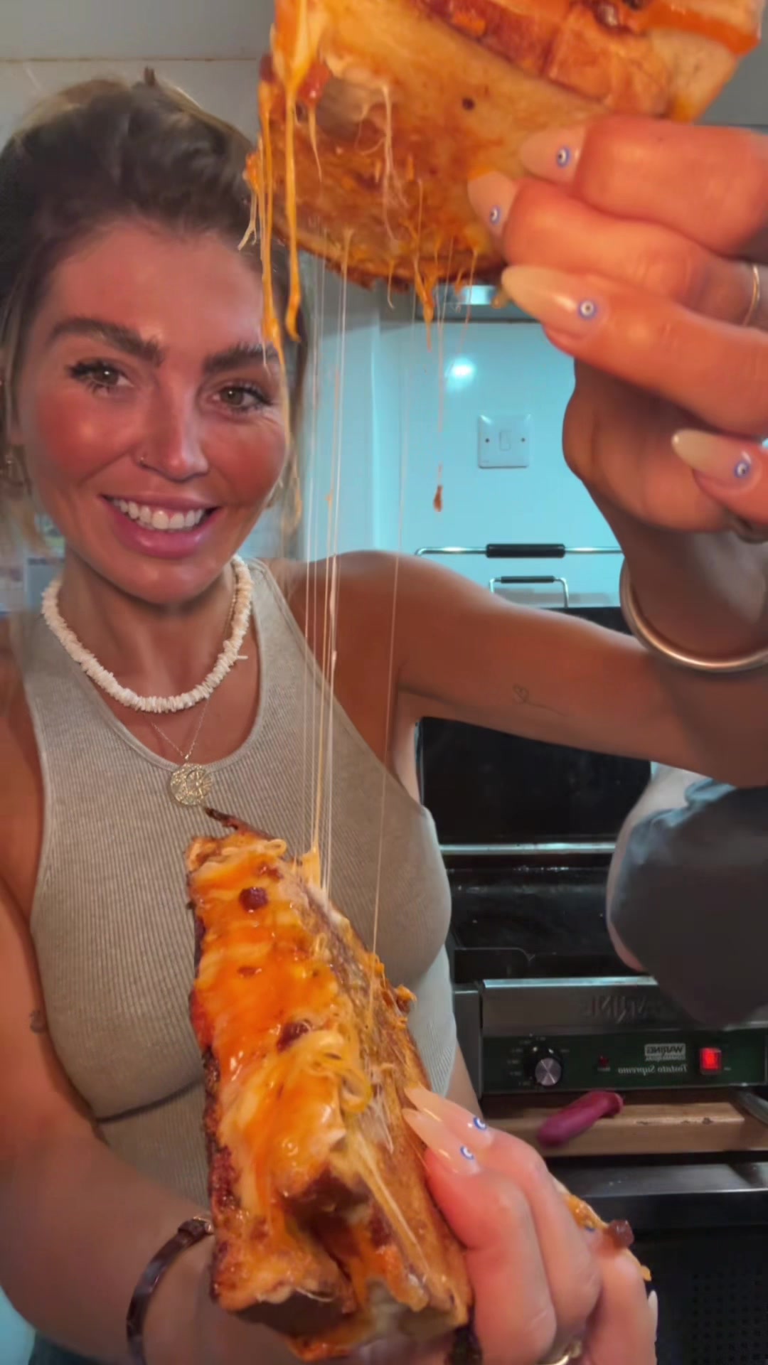 @katecarterlarg