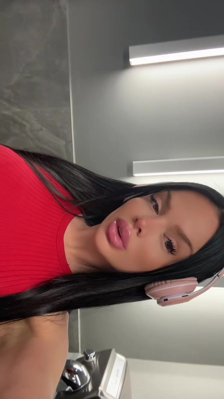 @Eleni 🌺