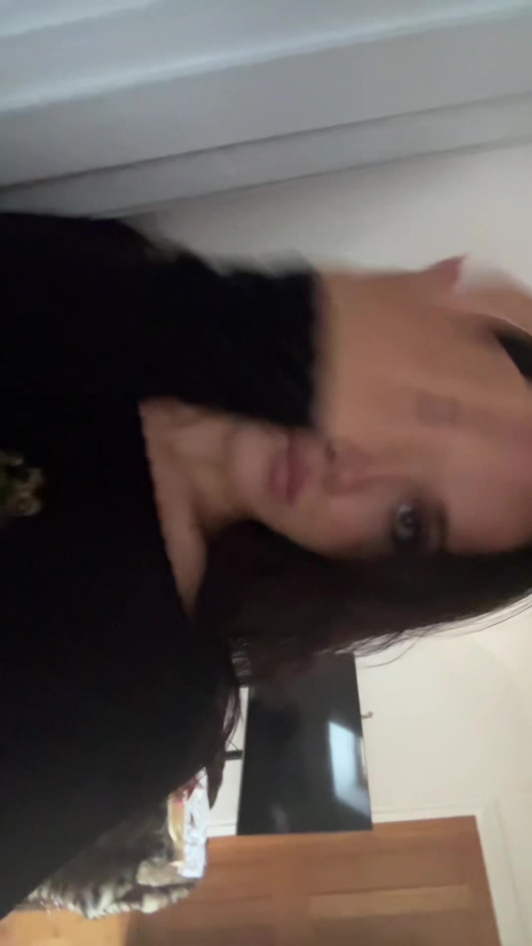 @sexymysterious lady