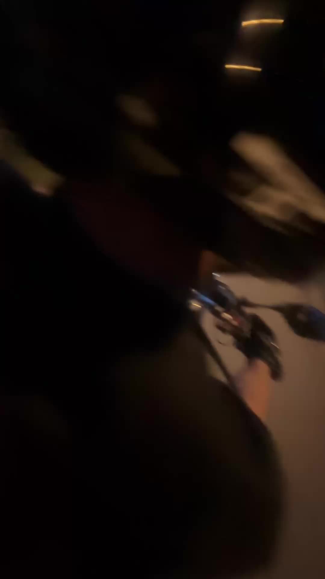 @D31iez