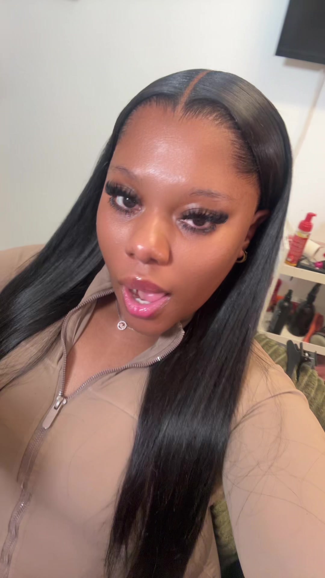 @damz_lola
