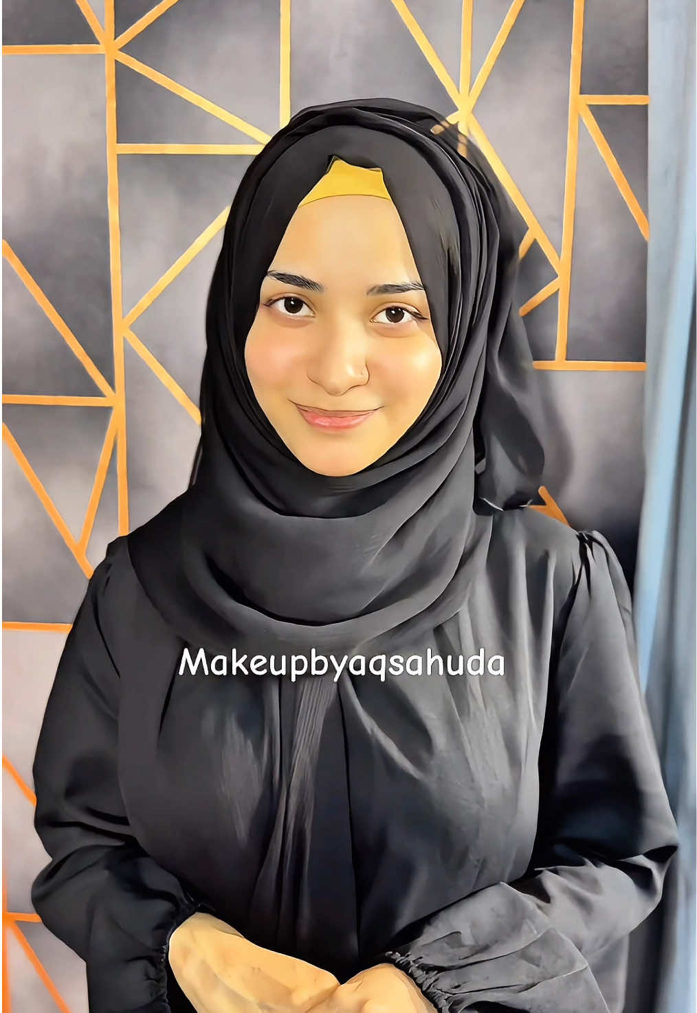@Makeupbyaqsahuda