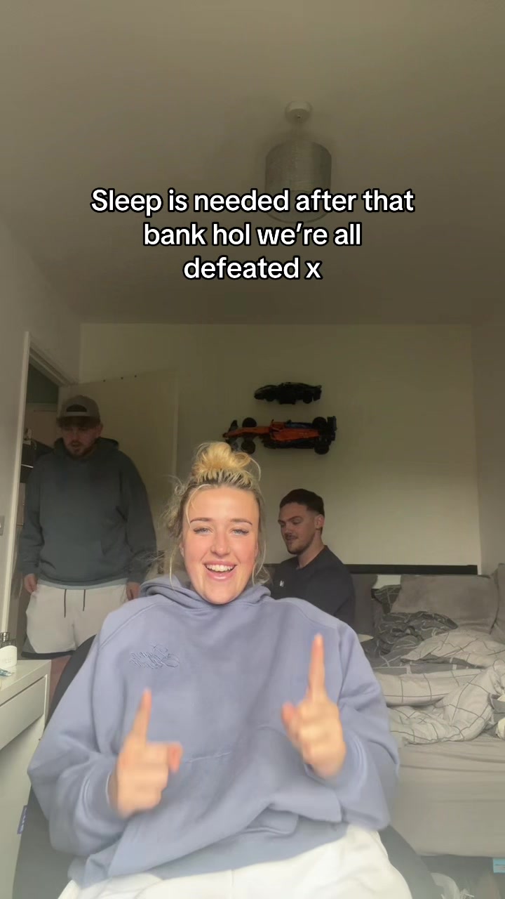 @Laura🎗️🤍🩺