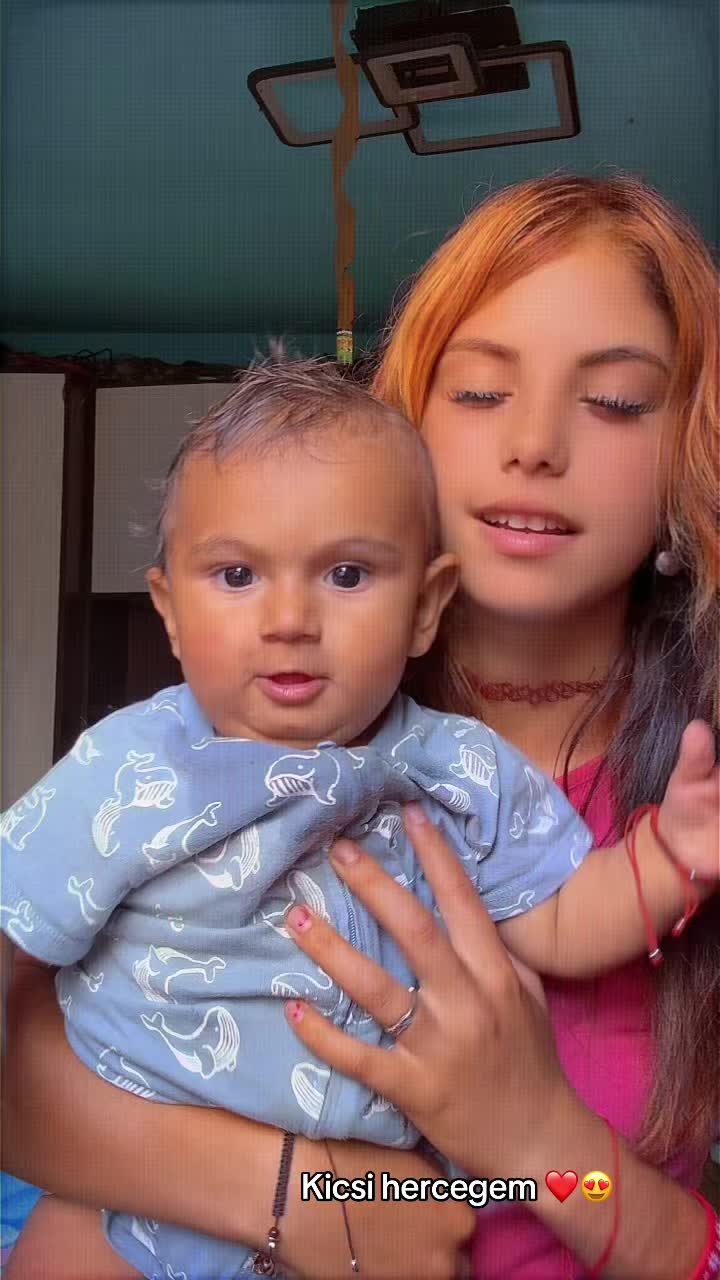 @S&aacute;ndor sanyika💙❤️