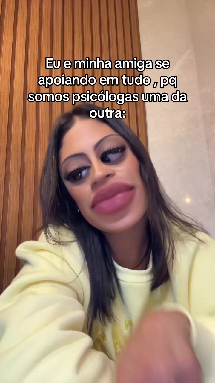 @nicoly_fonttinelly